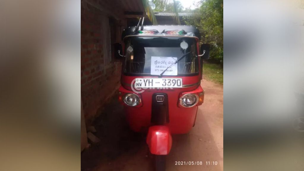 Bajaj 3 wheeler - for sale in Sri Lanka