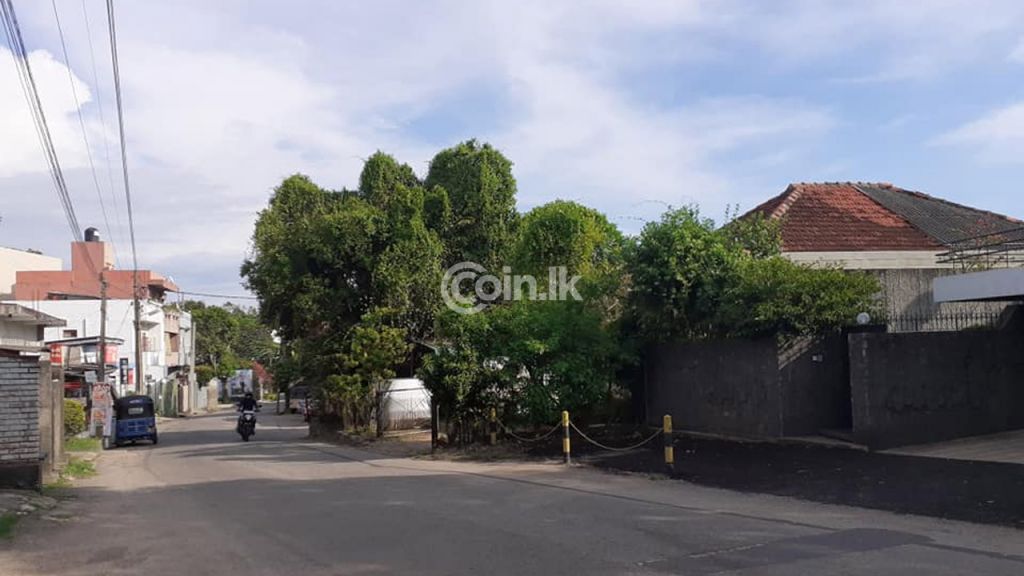 LAND FOR SALE IN COLOMBO 05