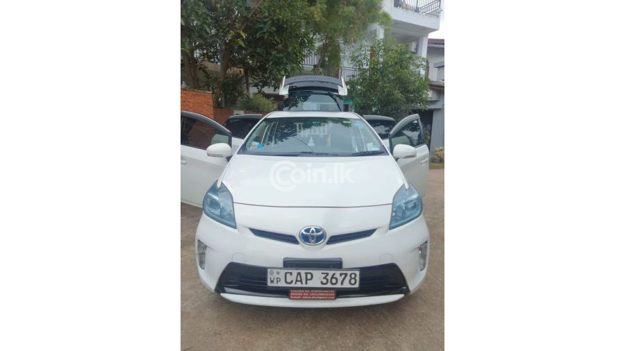 Toyota prius  for sale in Sri Lanka
