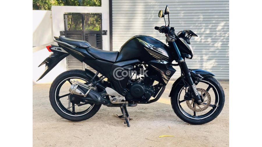 vehicles motorbikes scooters Yamaha Fz Version 2 S 2017 for sale