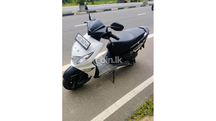 Honda dio hot sale olx