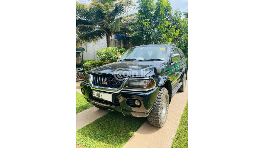 Mitsubishi MONTERO SPORTS JEEP  for sale in Sri La