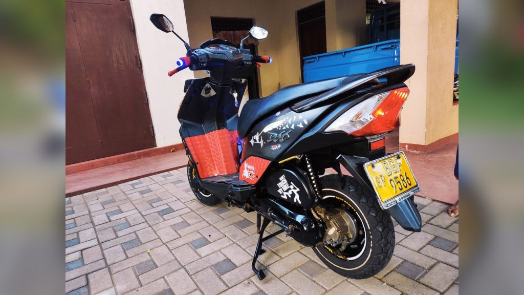 Vehicles Motorbikes Scooters Honda Dio 18 For Sale In Sri Lanka