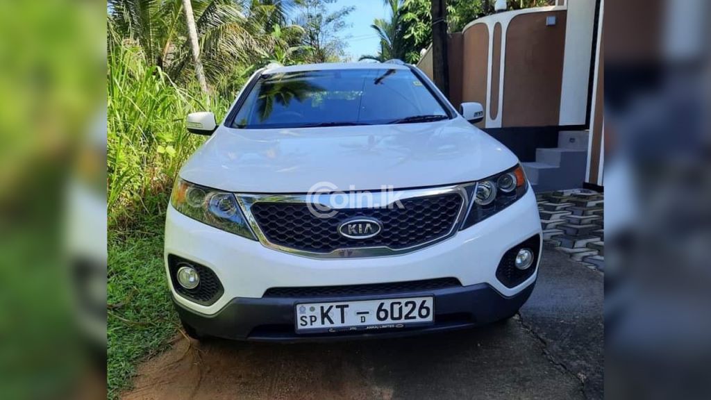 Cars & SUV Kia Sorento 2012 for sale in Sri Lanka