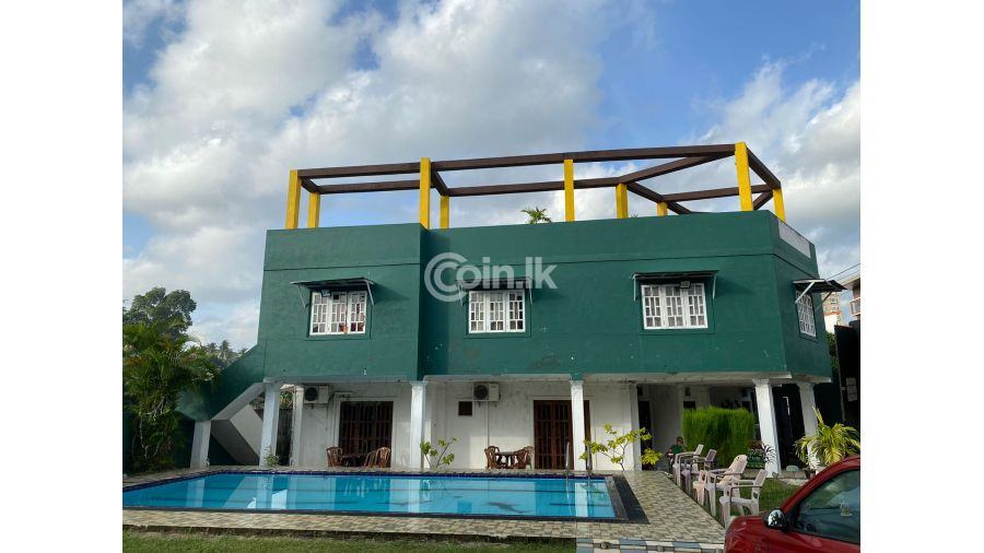 3 story House   Villa for sale in Malabe  Thalahena